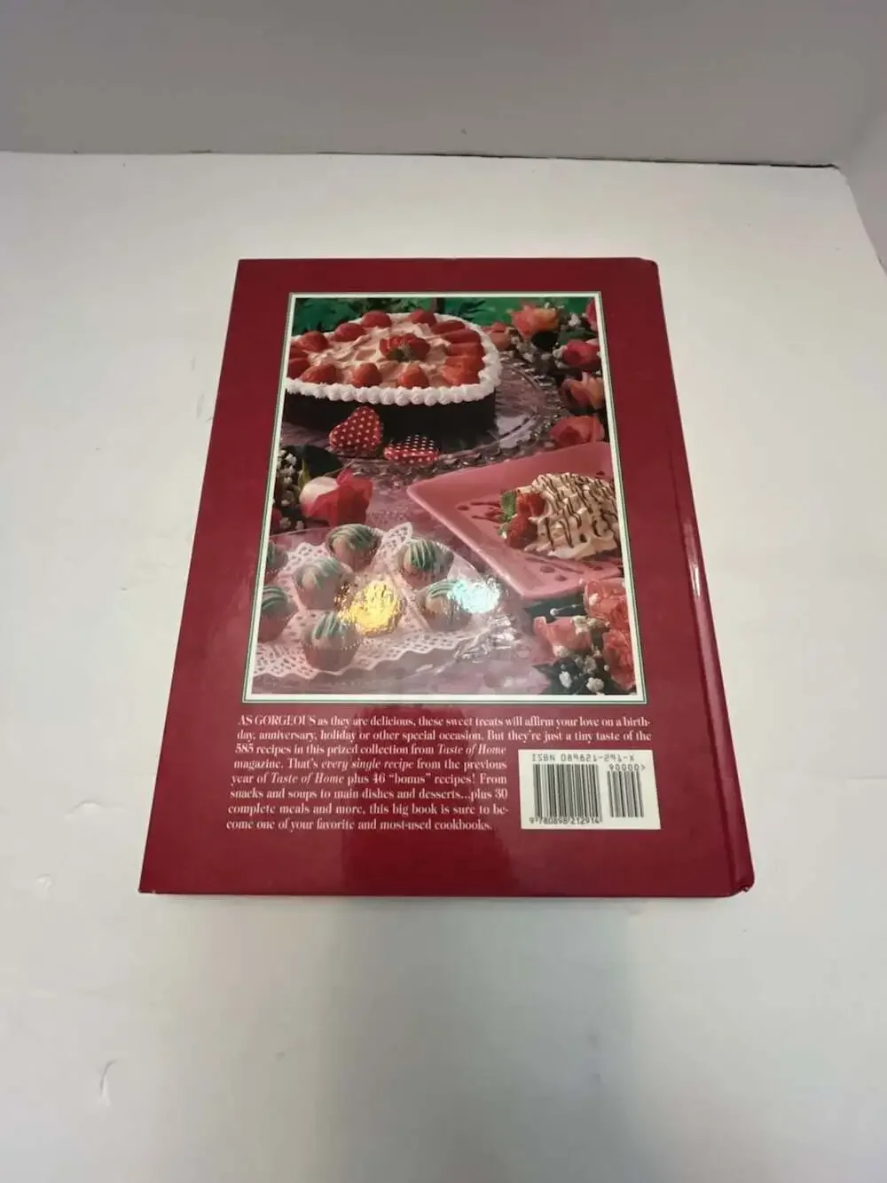 2001 Taste of Home Annual Recipes Hardcover Cookbook